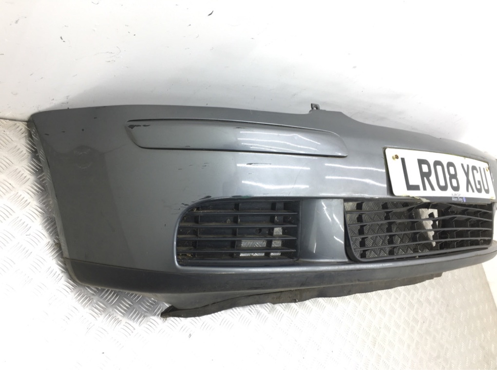Бампер передний для Volkswagen Golf, 2008 г. 1.4 TSI бензин б/у — фото 3