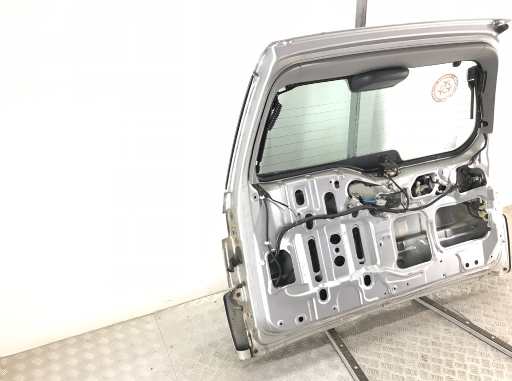 Крышка багажника для Honda CR-V, 2005 г. 2.0 i бензин б/у — фото 5