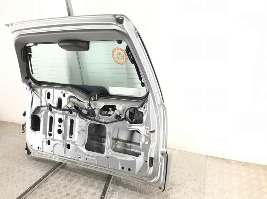Крышка багажника для Honda CR-V, 2005 г. 2.0 i бензин б/у — фото 6