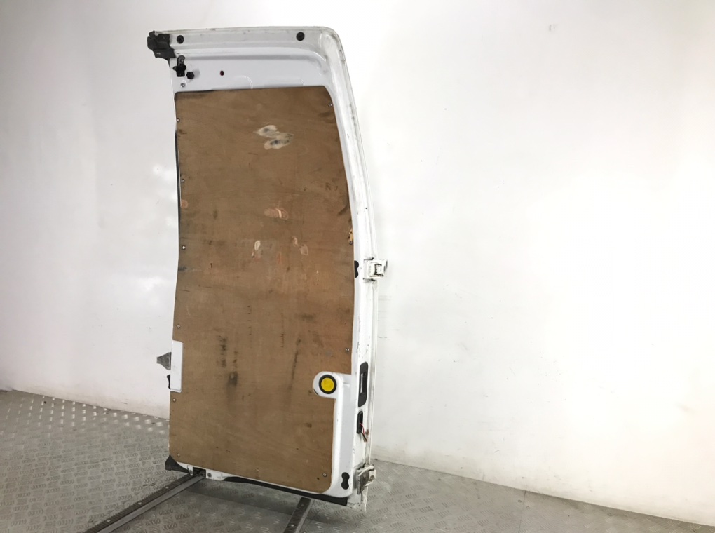 Дверь задняя распашная левая для Ford Transit Connect, 2011 г. 1.8 TDCi дизель б/у — фото 6