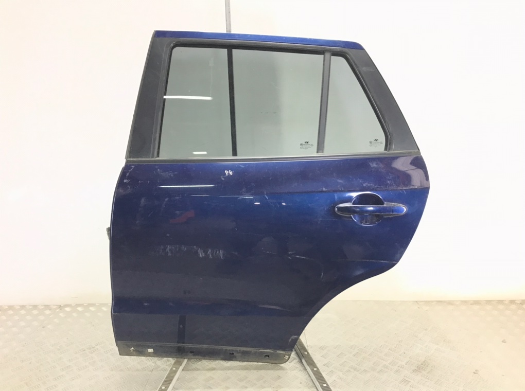 Дверь задняя левая для Hyundai Santa Fe, 2006 г. 2.2 CRDi дизель б/у