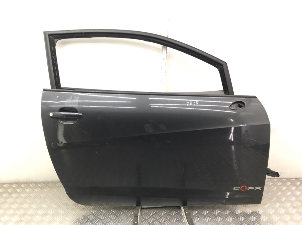 Дверь передняя правая для Seat Ibiza, 2011 г. 1.4 i бензин б/у