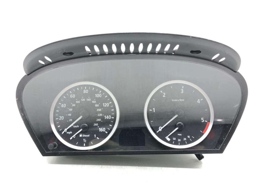 Щиток приборов (приборная панель) для BMW 5 E60/E61, 2006 г. 2.5 TD дизель б/у