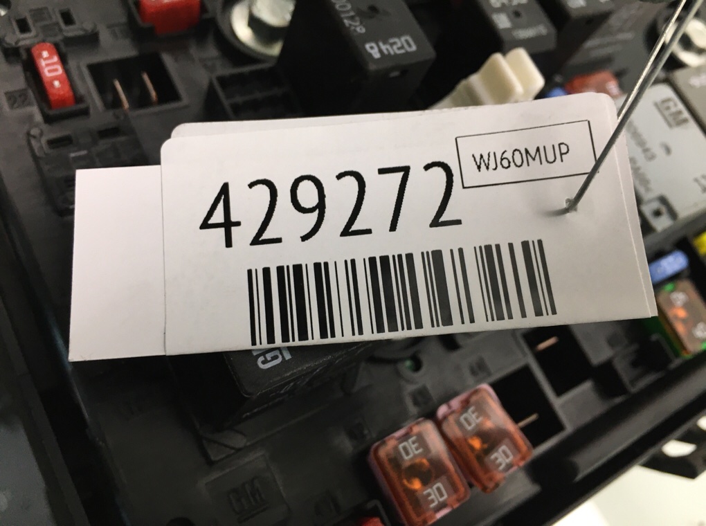 Блок предохранителей для Opel Astra, 2010 г. 1.7 CDTi дизель б/у — фото 6