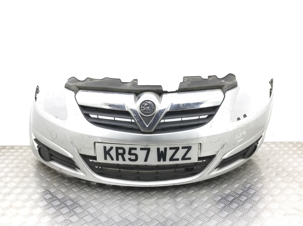 Бампер передний для Opel Corsa, 2007 г. 1.3 CDTi дизель б/у