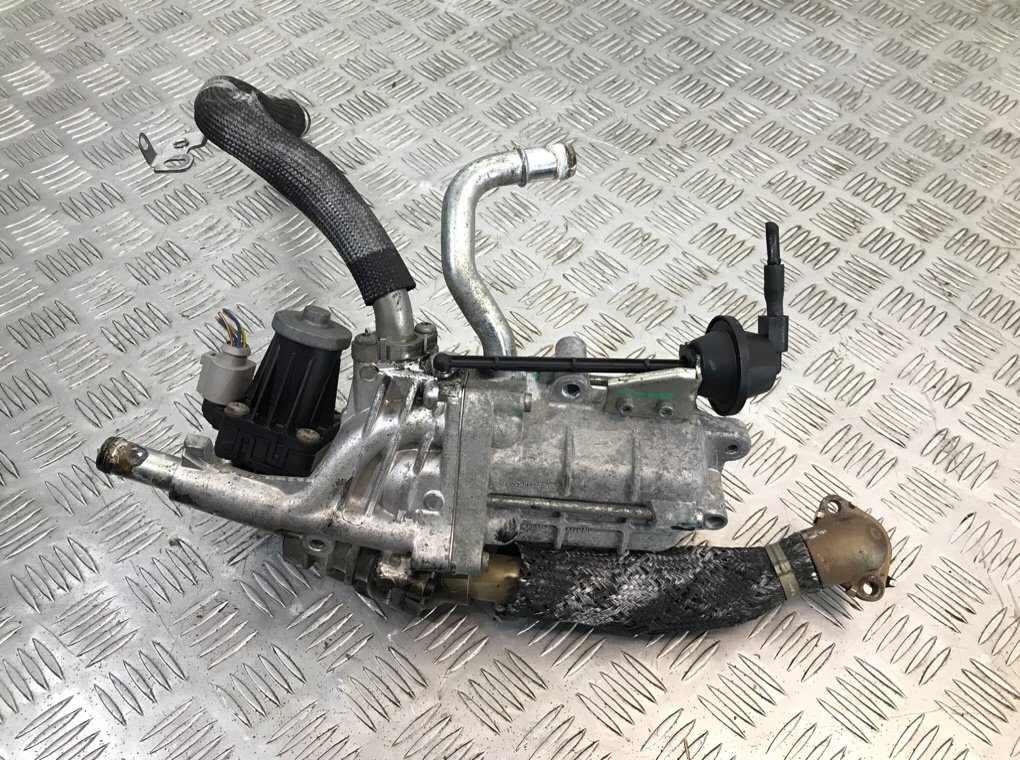 Клапан EGR для Land Rover Discovery, 2008 г. 3.0 TD дизель б/у