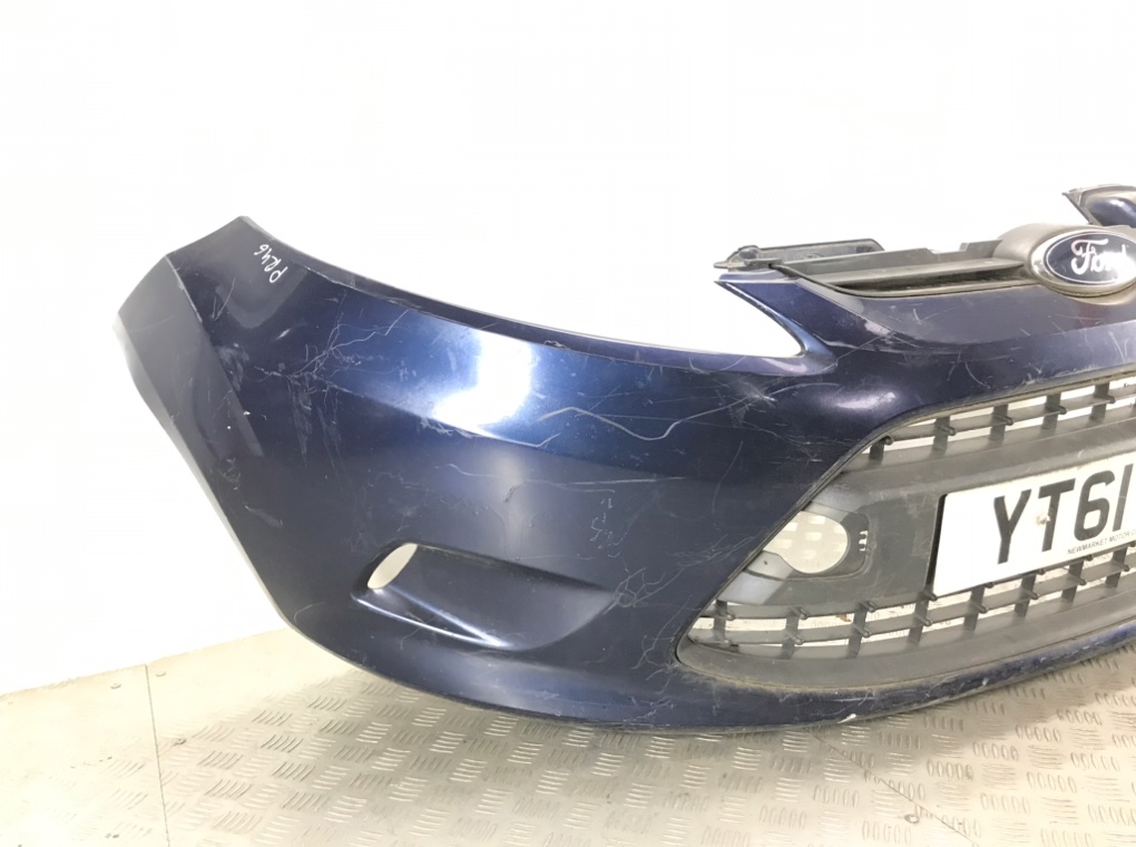 Бампер передний для Ford Fiesta, 2011 г. 1.4 TDCI дизель б/у — фото 2