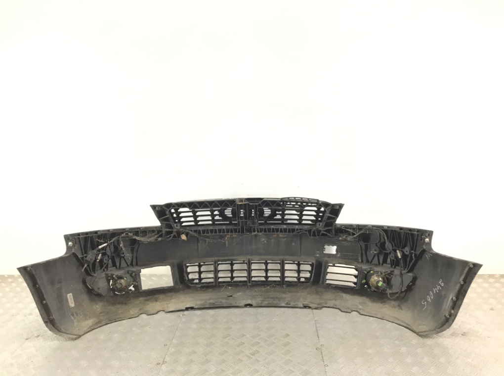 Бампер передний для Audi A4, 2002 г. 1.8 Ti бензин б/у — фото 4