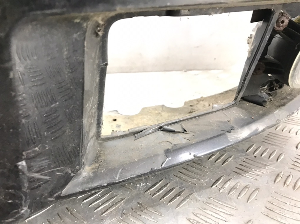 Бампер передний для Audi A4, 2002 г. 1.8 Ti бензин б/у — фото 10