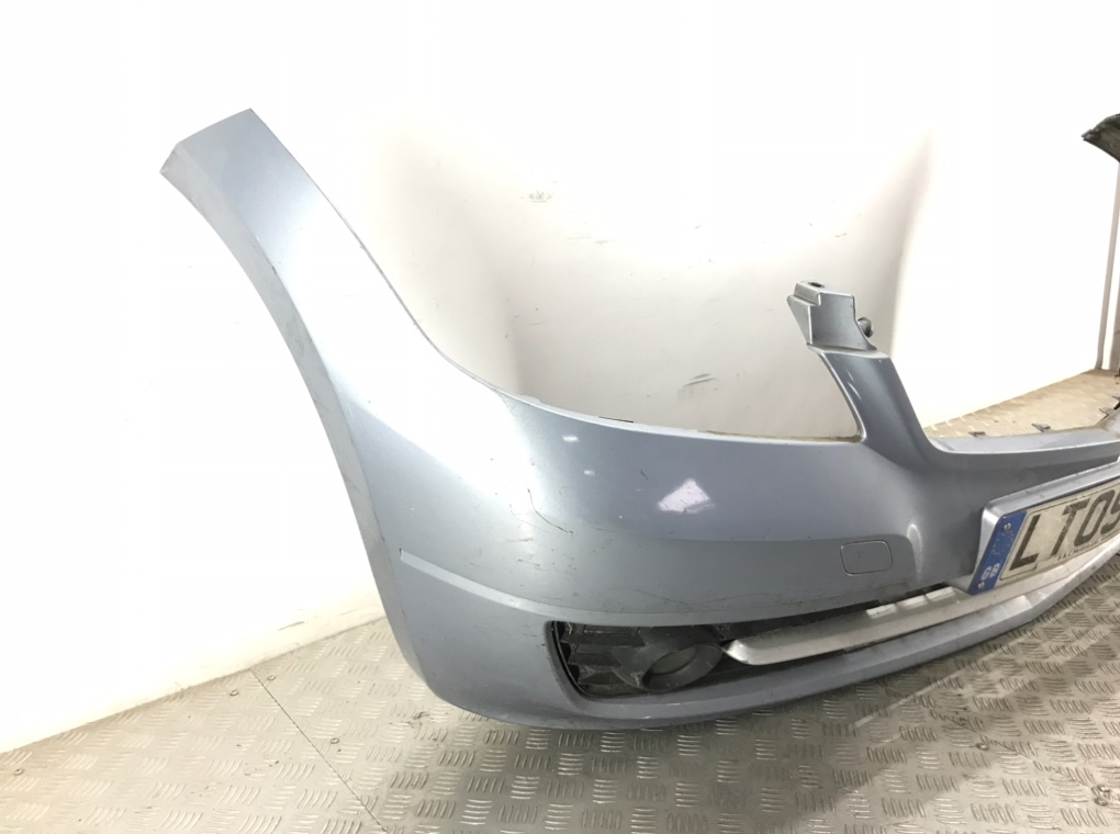 Бампер передний для Mercedes A W169, 2009 г. 2.0 CDi дизель б/у — фото 2