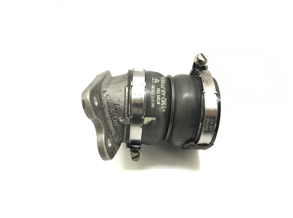 Патрубок впускного коллектора для Ford Focus, 2011 г. 1.6 TDCi дизель б/у