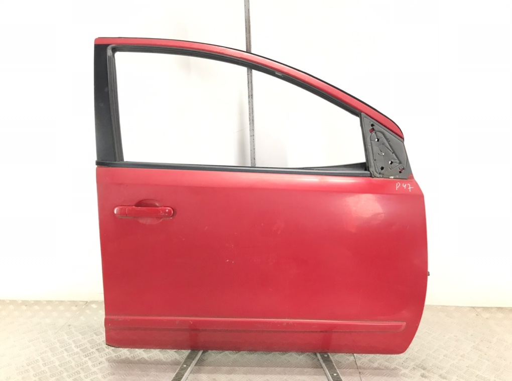 Дверь передняя правая для Nissan Note, 2007 г. 1.5 DCi дизель б/у