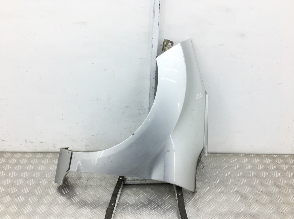 Крыло переднее левое для Ford Fiesta, 2010 г. 1.6 TDCi дизель б/у