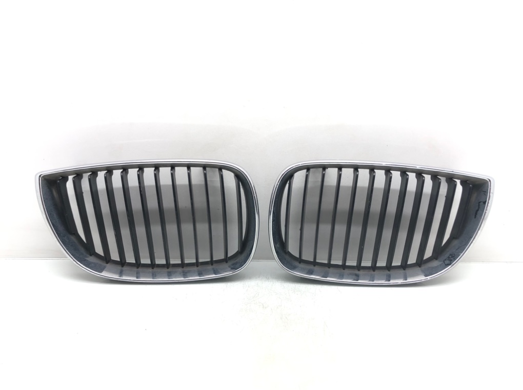 Решетка радиатора для BMW 1 E87/E81/E82/E88, 2009 г. 2.0 TD дизель б/у