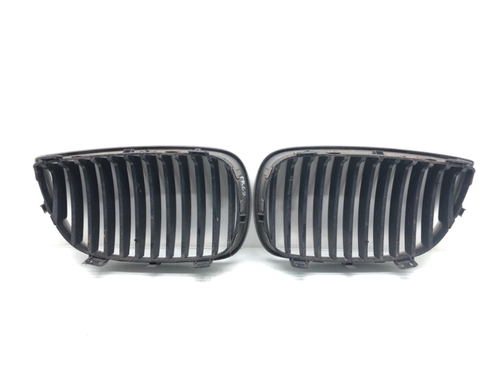 Решетка радиатора для BMW 1 E87/E81/E82/E88, 2009 г. 2.0 TD дизель б/у — фото 2