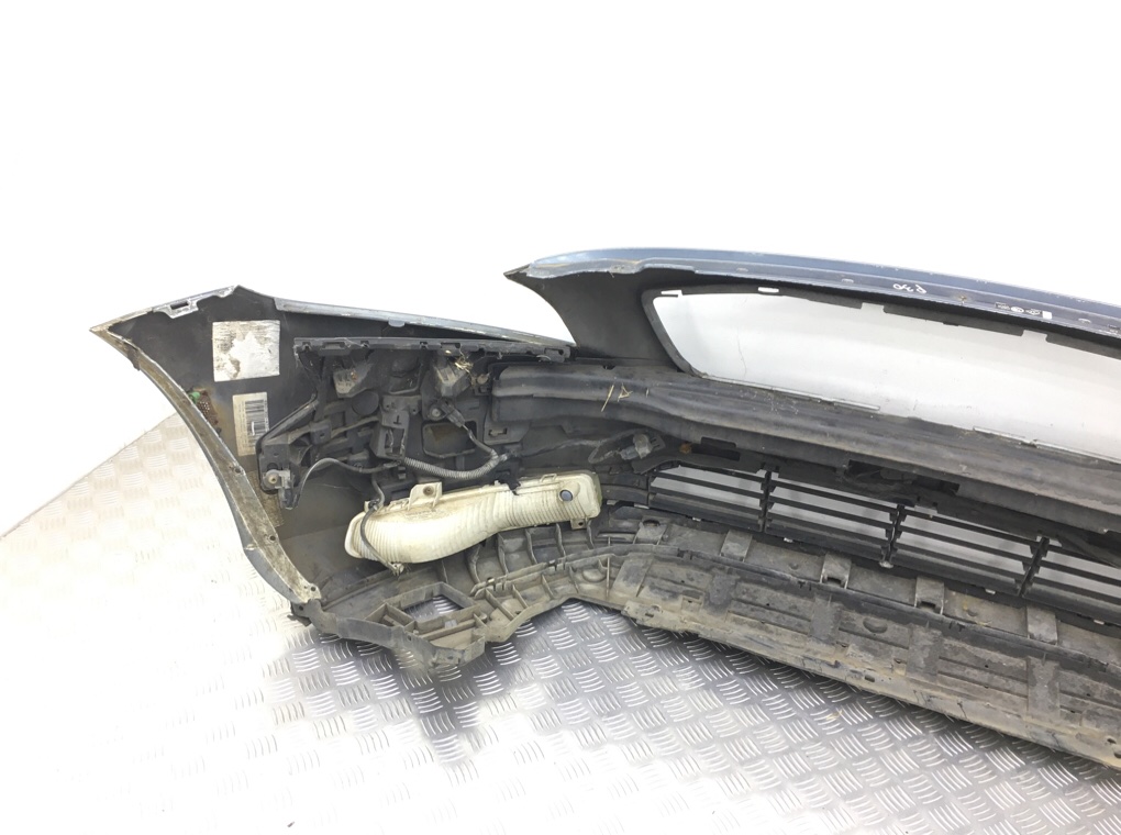 Бампер передний для Volvo V40, 2013 г. 1.6 TD дизель б/у — фото 6
