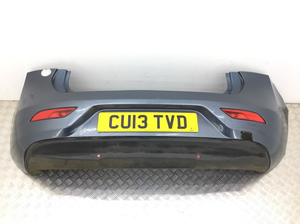 Бампер задний для Volvo V40, 2013 г. 1.6 TD дизель б/у
