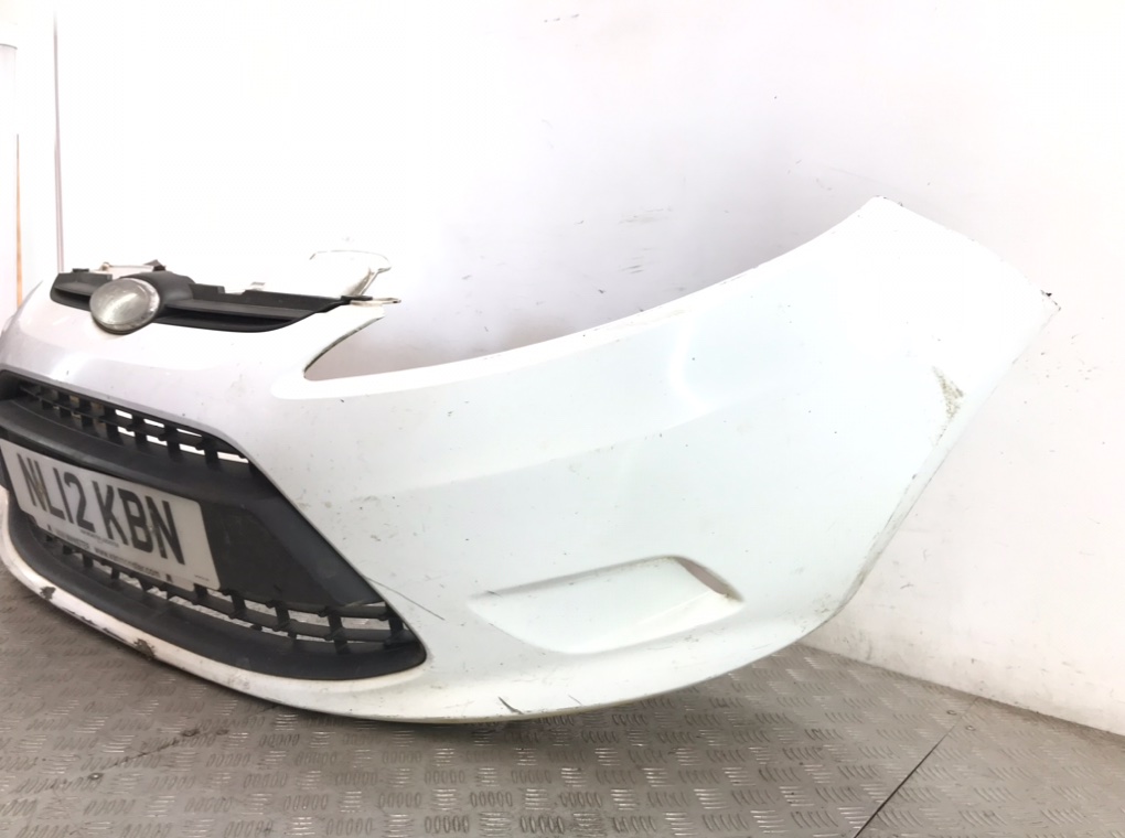Бампер передний для Ford Fiesta, 2012 г. 1.4 TDCi дизель б/у — фото 3
