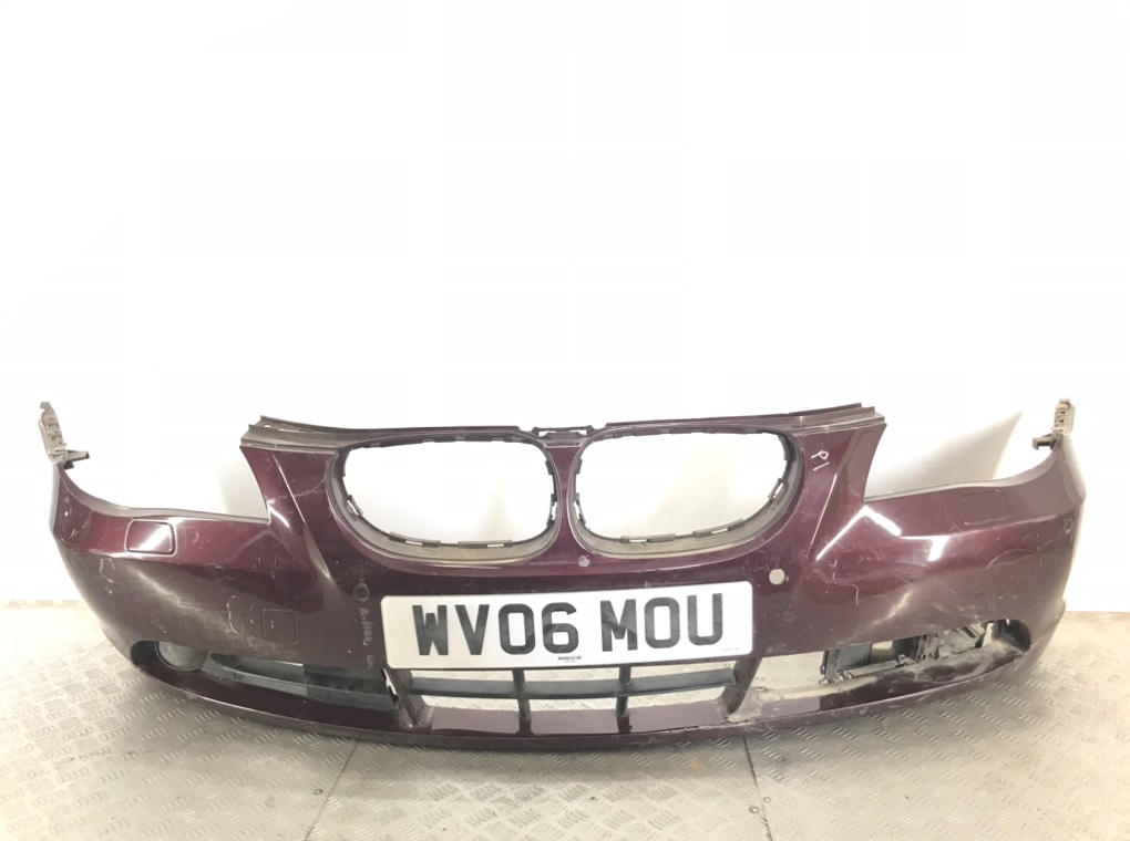 Бампер передний для BMW 5 E60/E61, 2006 г. 2.5 TD дизель б/у