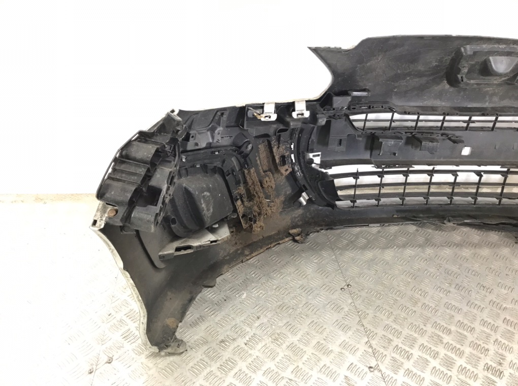 Бампер передний для Peugeot 308, 2012 г. 1.6 HDi дизель б/у — фото 5
