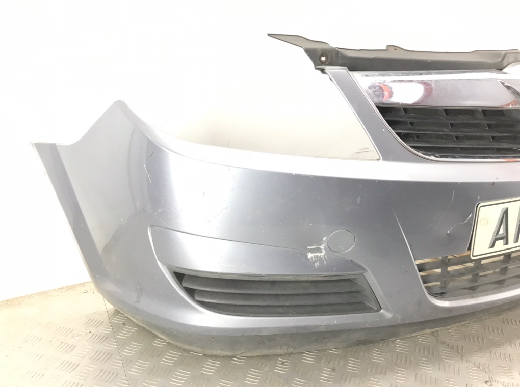 Бампер передний для Opel Vectra, 2008 г. 1.9 CDTi дизель б/у — фото 2