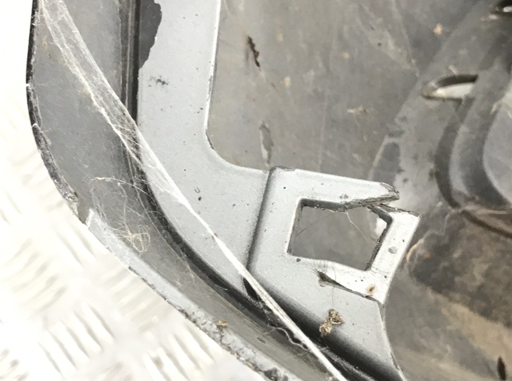 Бампер передний для Audi A4, 2008 г. 2.0 TDi дизель б/у — фото 8