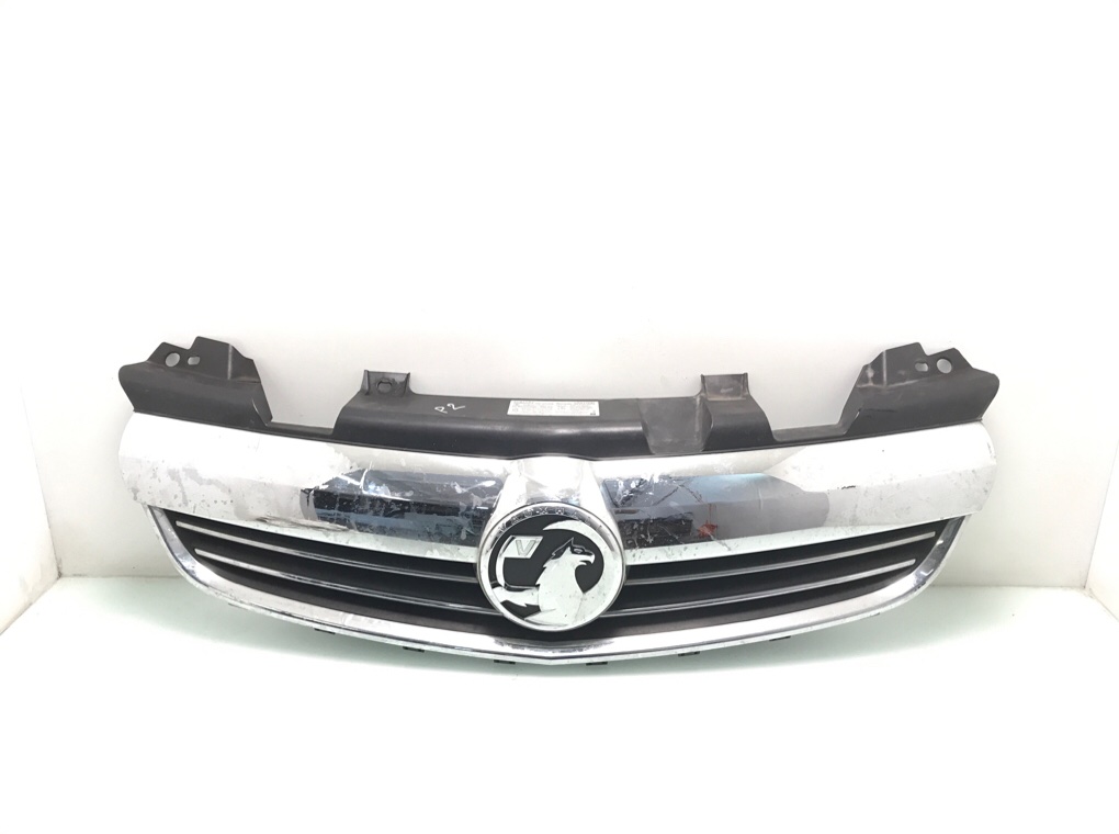 Решетка радиатора для Opel Zafira, 2014 г. 1.8 i бензин б/у