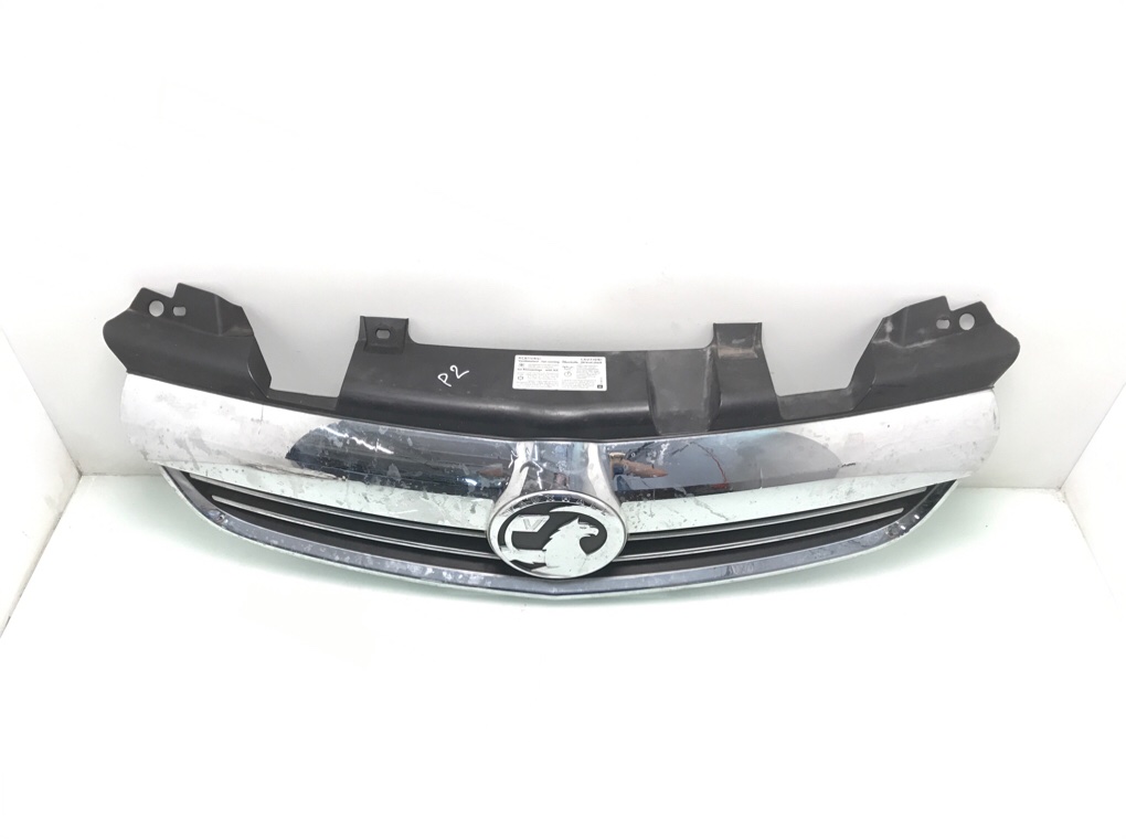 Решетка радиатора для Opel Zafira, 2014 г. 1.8 i бензин б/у — фото 2