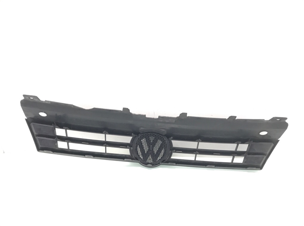 Решетка радиатора для Volkswagen Polo, 2010 г. 1.2 TSI бензин б/у — фото 3
