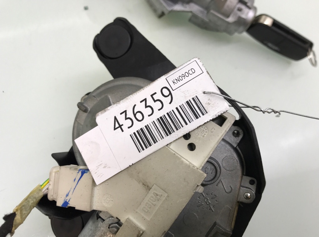 Моторчик заднего стеклоочистителя (дворника) для Peugeot 308, 2009 г. 1.6 HDi дизель б/у — фото 6