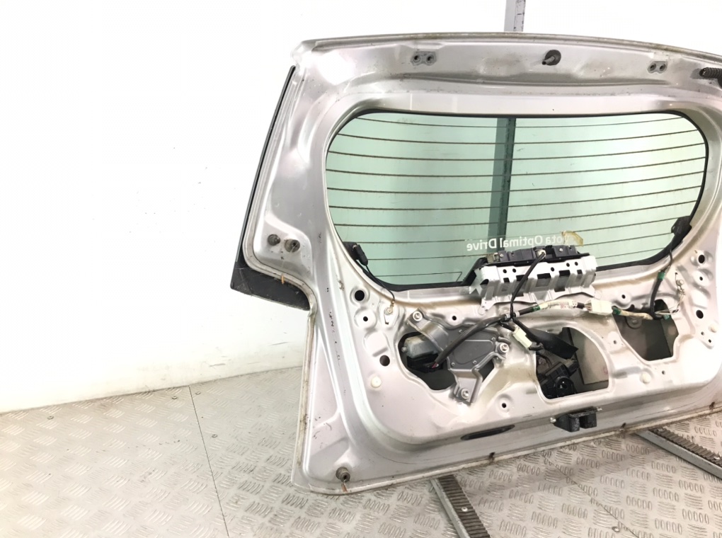 Крышка багажника для Toyota iQ, 2011 г. 1.0 i бензин б/у — фото 5