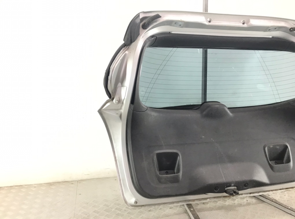 Крышка багажника для Peugeot 308, 2012 г. 1.6 HDi дизель б/у — фото 5