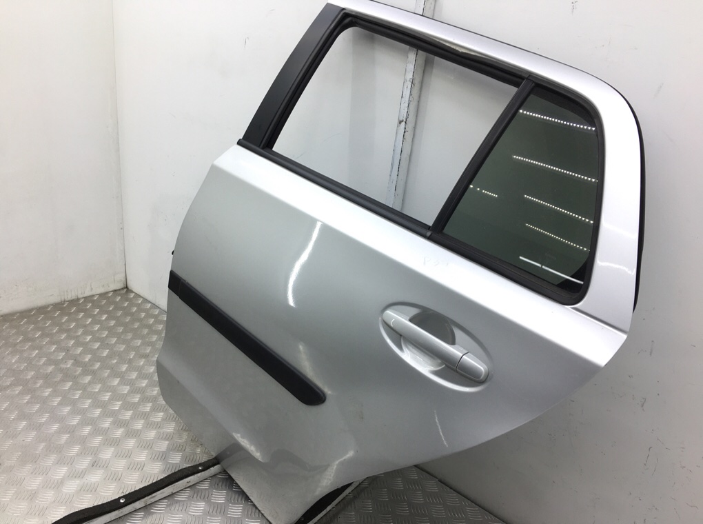 Дверь задняя левая для Toyota Urban Cruiser, 2010 г. 1.4 D-4D дизель б/у — фото 3