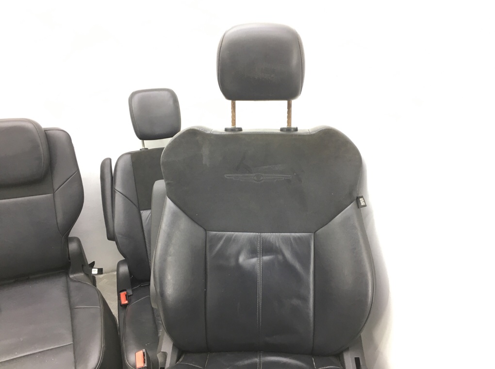 Салон (комплект сидений) для Chrysler Grand Voyager, 2008 г. 2.8 CRD дизель б/у — фото 4