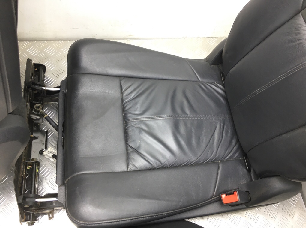 Салон (комплект сидений) для Chrysler Grand Voyager, 2008 г. 2.8 CRD дизель б/у — фото 9