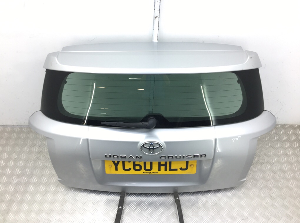 Крышка багажника для Toyota Urban Cruiser, 2010 г. 1.4 D-4D дизель б/у — фото 2