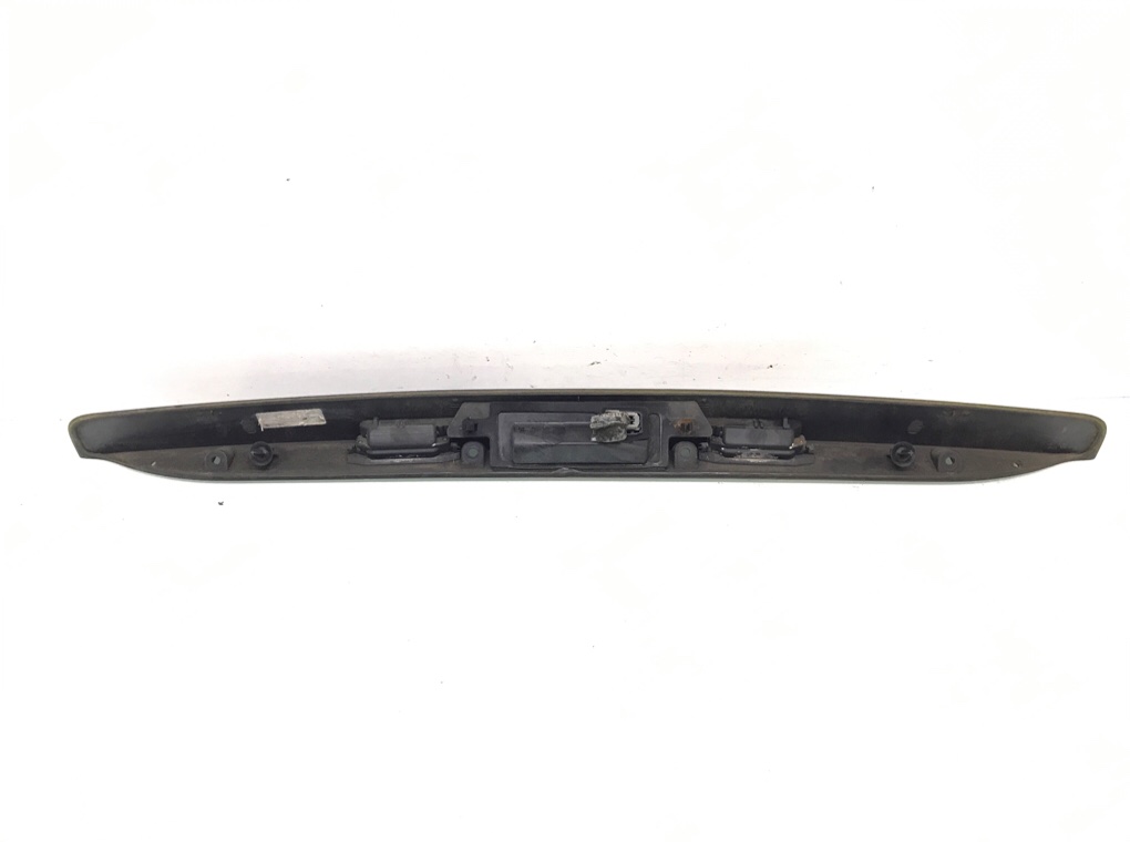 Накладка подсветки номера для Volvo V50, 2006 г. 2.0 TD дизель б/у — фото 3