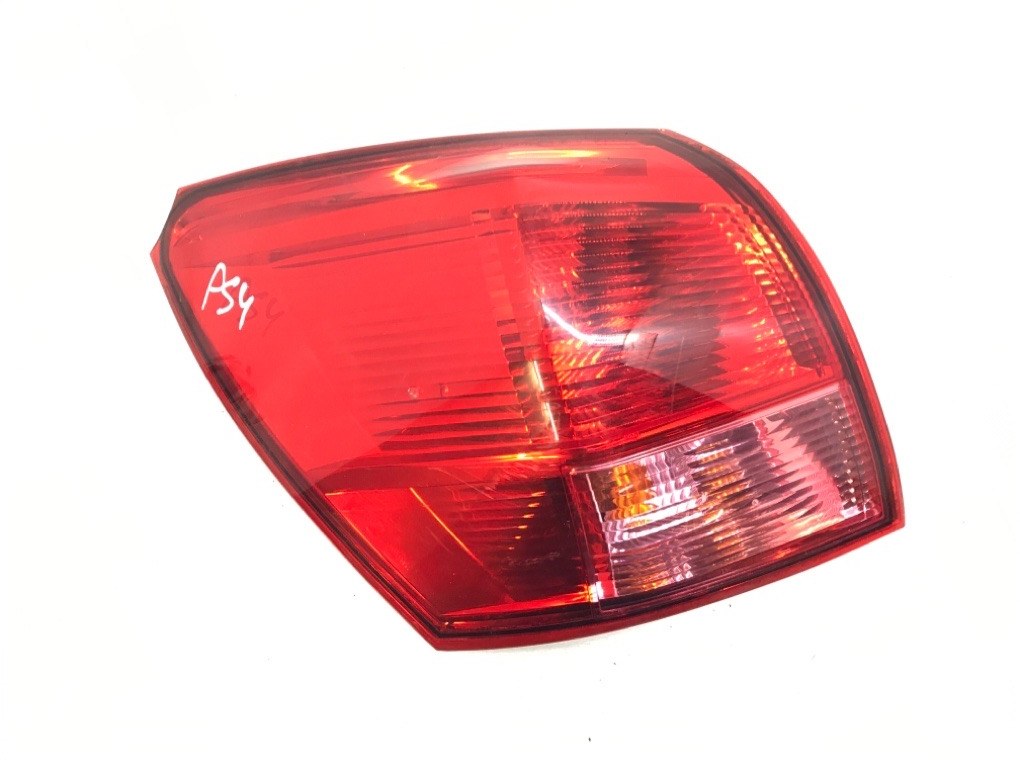 Фонарь задний левый для Nissan Qashqai, 2008 г. 2.0 DCi дизель б/у