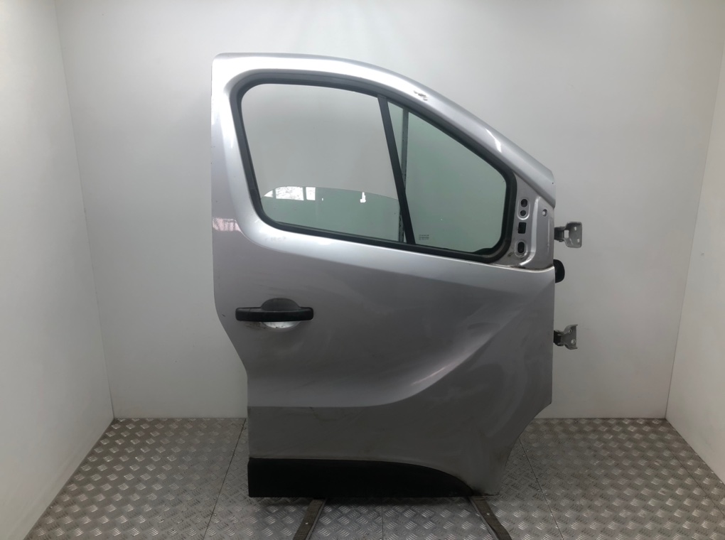 Дверь передняя правая для Renault Trafic, 2016 г. 1.6 CDTI дизель б/у