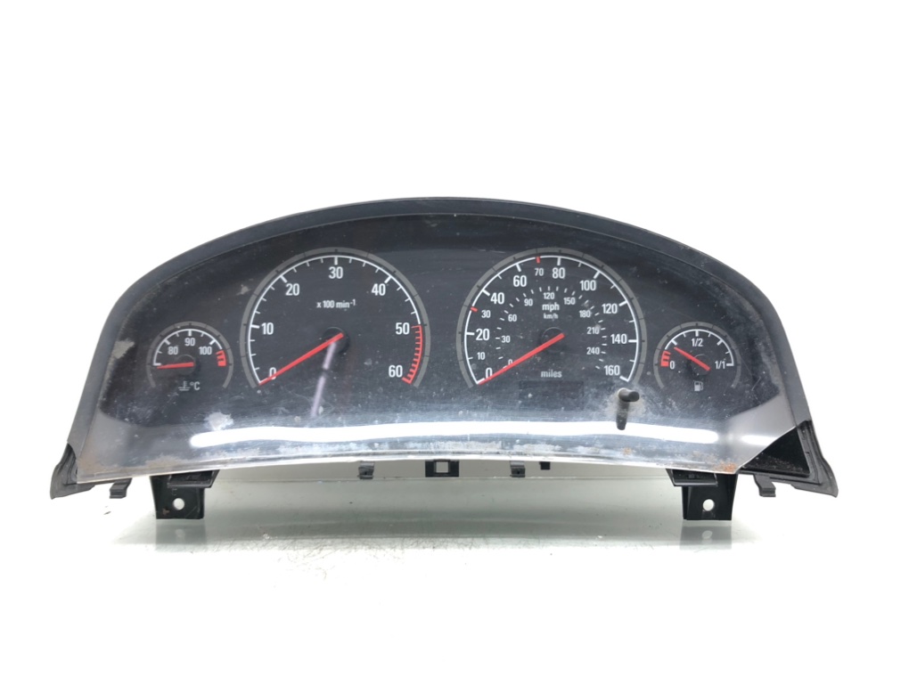 Щиток приборов (приборная панель) для Opel Vectra, 2008 г. 1.9 CDTi дизель б/у