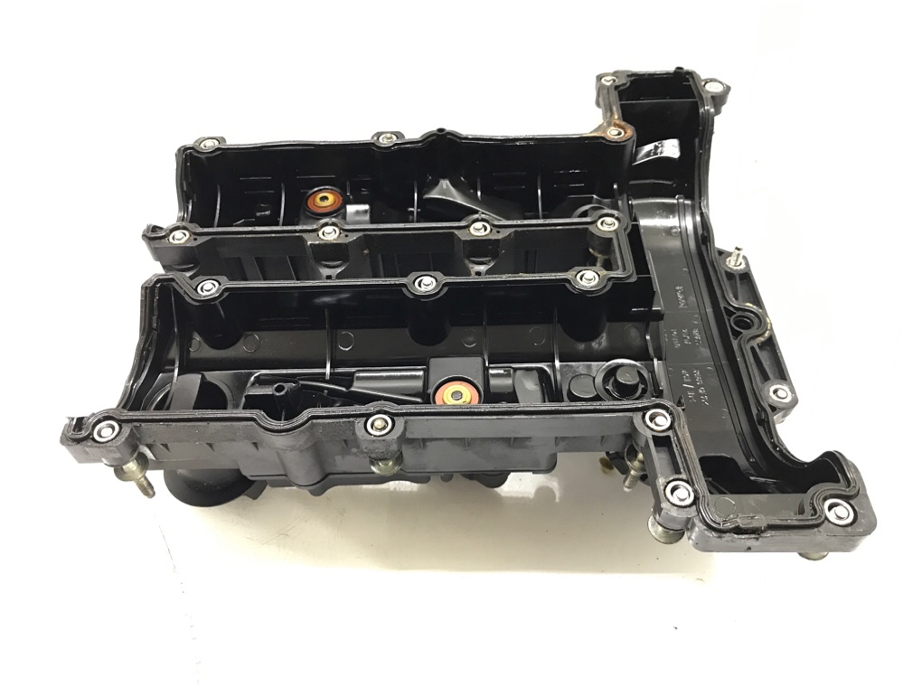 Клапанная крышка для Ford Fiesta, 2014 г. 1.0 Ti бензин б/у — фото 3