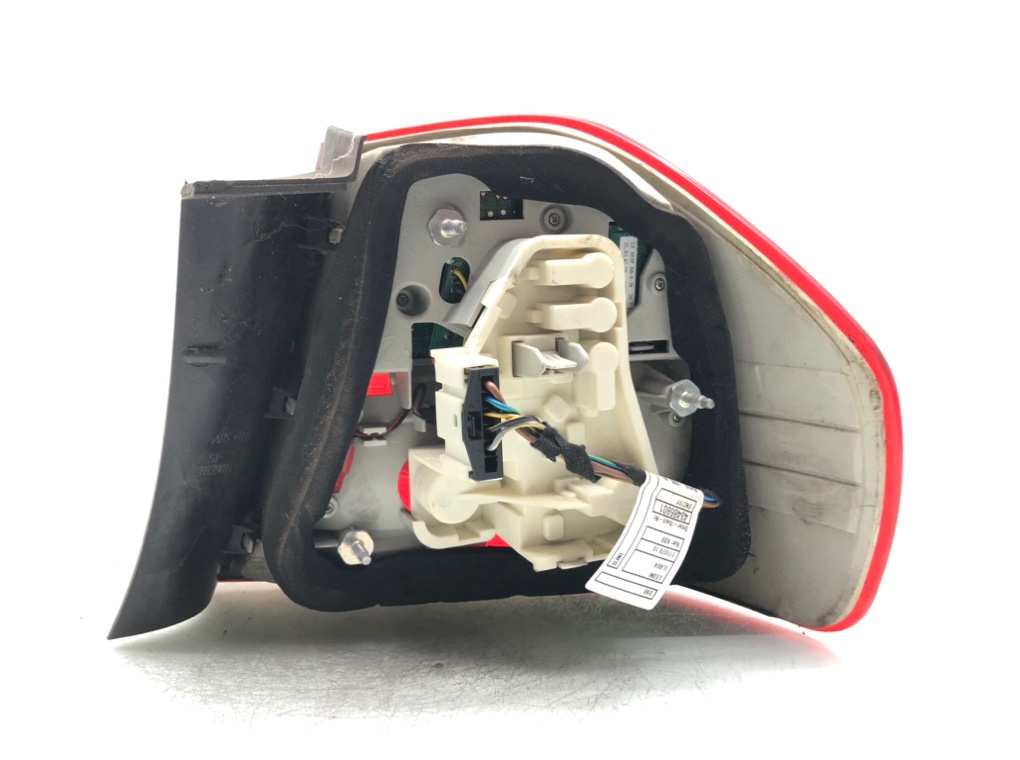 Фонарь задний левый для BMW 3 E90/E91/E92/E93, 2010 г. 2.0 TD дизель б/у — фото 2
