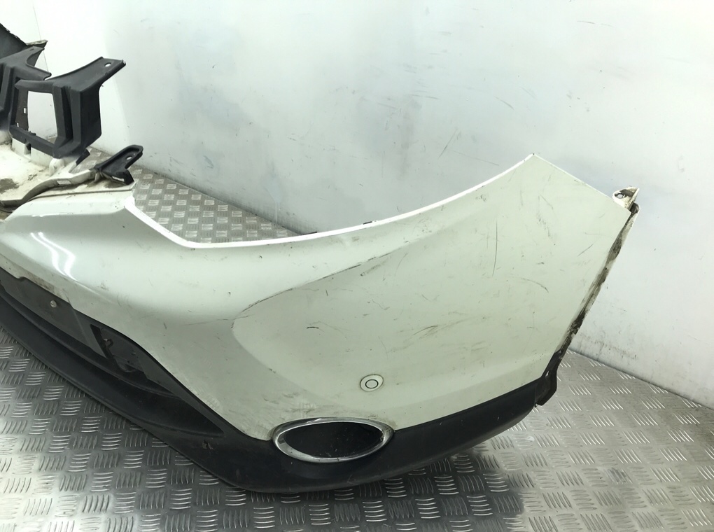 Бампер передний для Nissan Qashqai, 2015 г. 1.2 i бензин б/у — фото 4