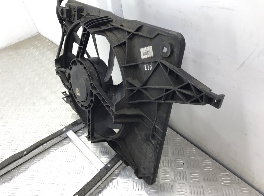 Вентилятор радиатора для Nissan Qashqai, 2010 г. 1.5 DCi дизель б/у — фото 4