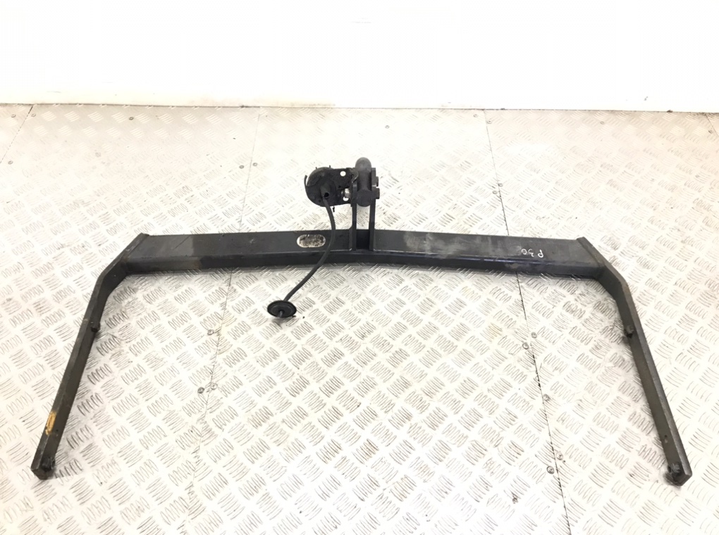 Прицепное устройство (фаркоп) для Volkswagen Jetta, 2007 г. 2.0 TDi дизель б/у — фото 4