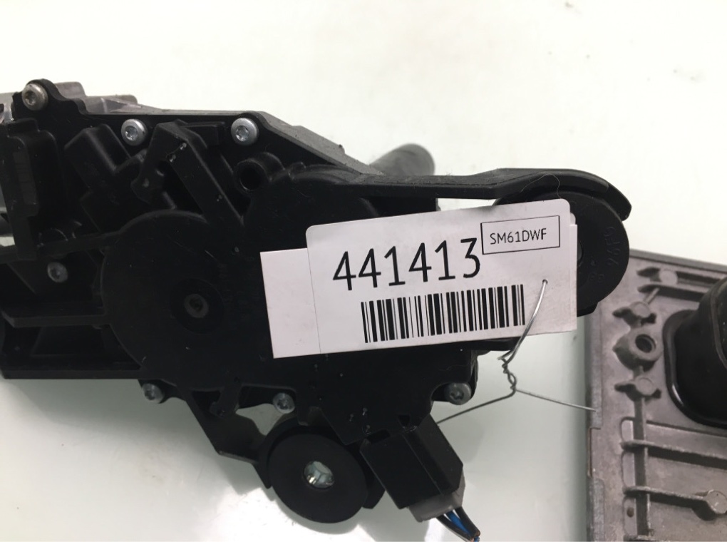 Моторчик заднего стеклоочистителя (дворника) для Ford Focus, 2011 г. 1.6 i бензин б/у — фото 6