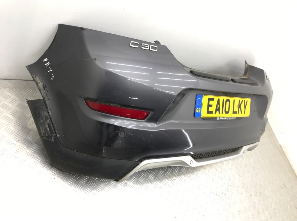 Бампер задний для Volvo C30, 2010 г. 1.6 TD дизель б/у — фото 3
