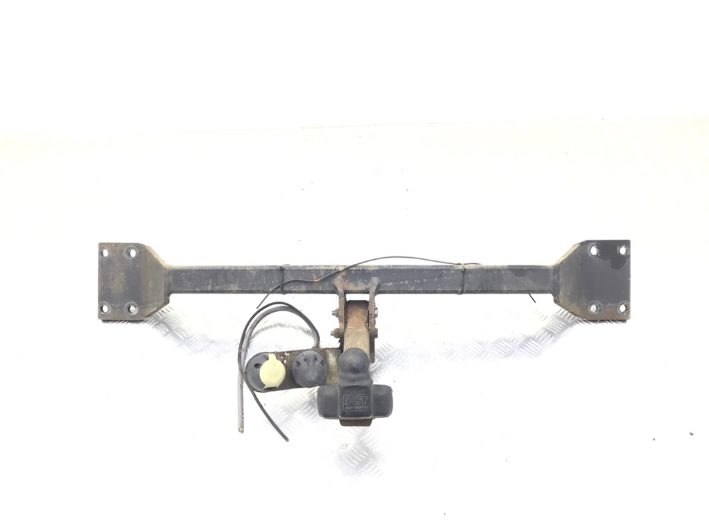 Прицепное устройство (фаркоп) для Volkswagen Touareg, 2005 г. 2.5 TDi дизель б/у