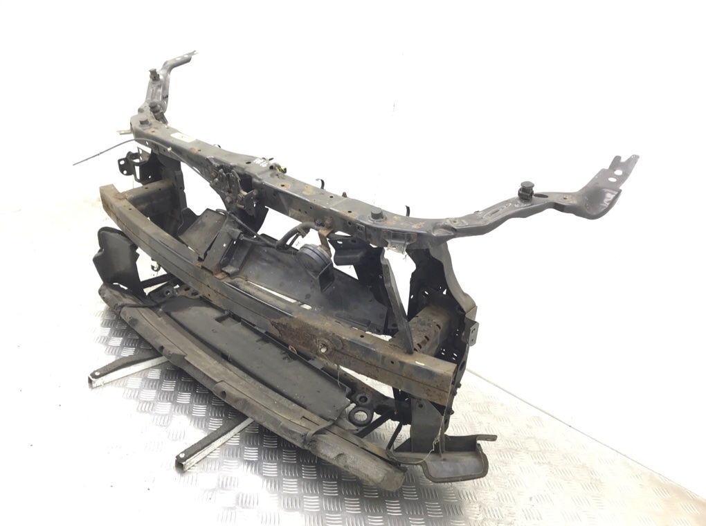 Панель передняя (телевизор) для Nissan Qashqai+2, 2011 г. 1.5 DCi дизель б/у — фото 4
