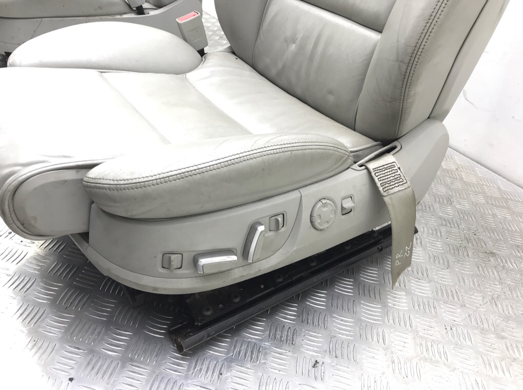 Салон (комплект сидений) для Audi A8, 2007 г. 3.0 TDi дизель б/у — фото 11